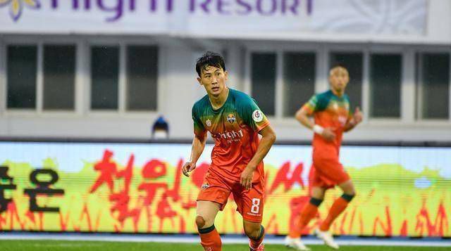 国产女人18毛片水真多水真多