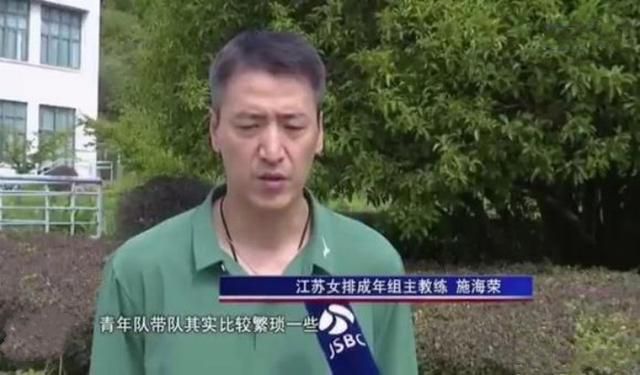 胸大边揉边从后面进去视频